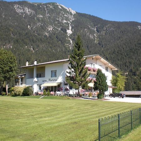 Naturparkhotel Florence Weissenbach am Lech Luaran gambar