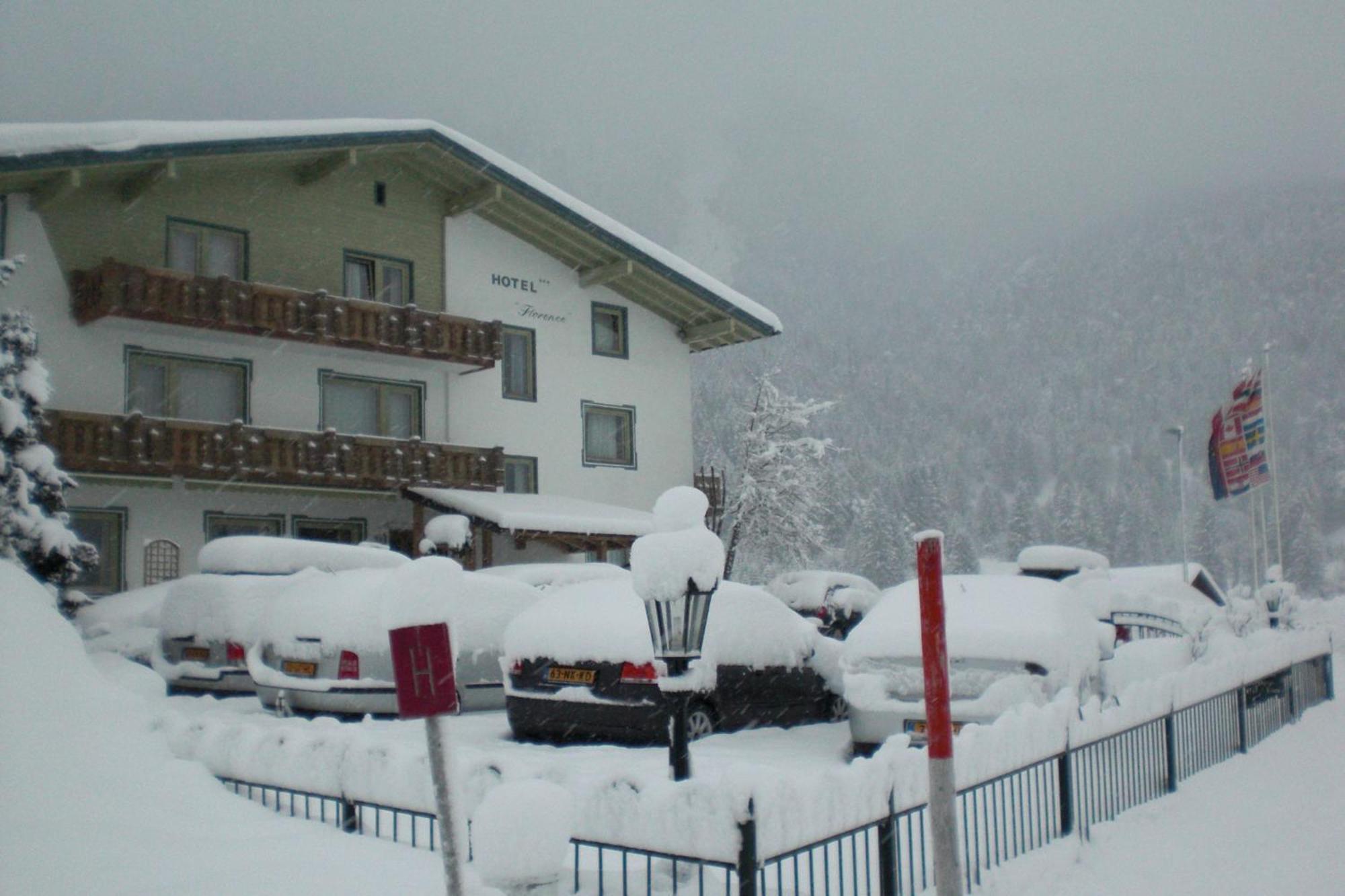 Naturparkhotel Florence Weissenbach am Lech Luaran gambar