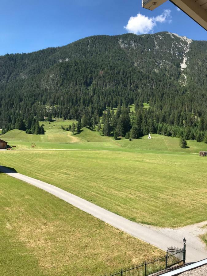 Naturparkhotel Florence Weissenbach am Lech Luaran gambar